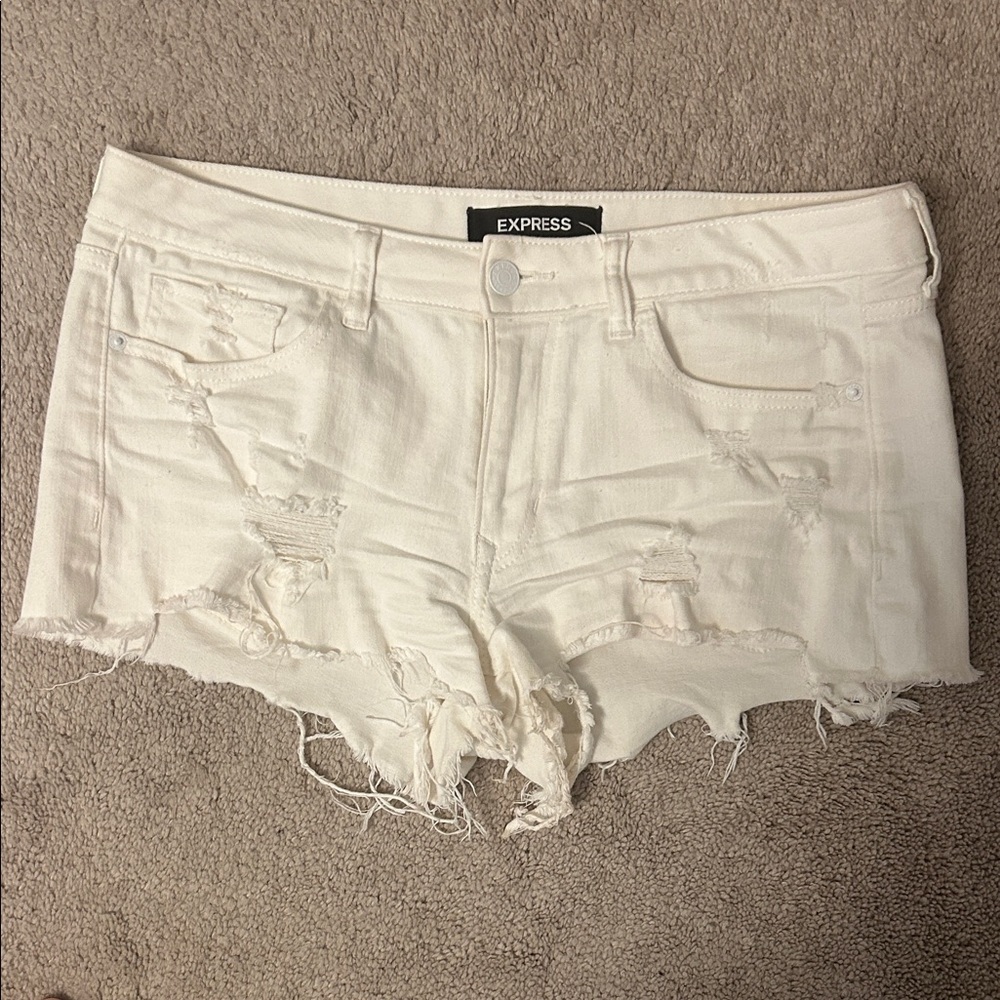 Express Women's Cream Distressed Jean Shorts